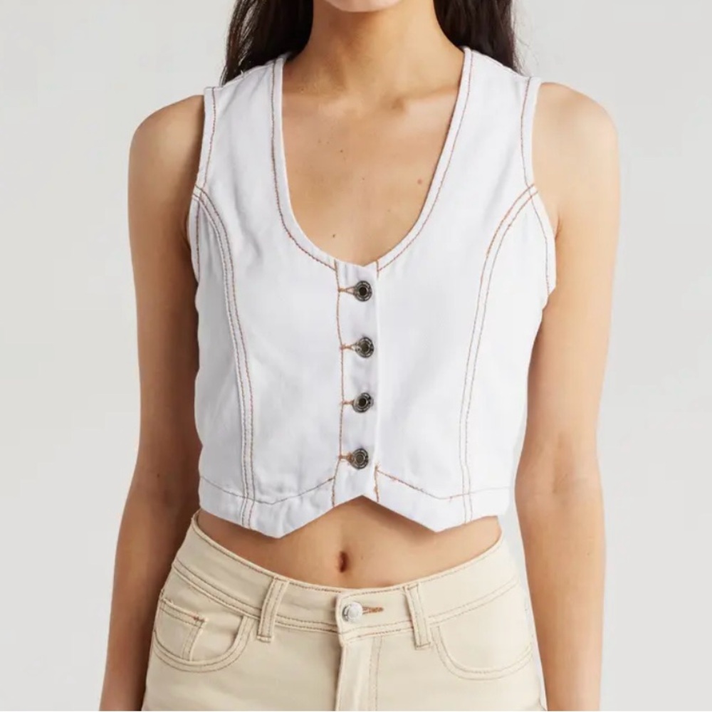 ✨ 4 FOR $15 ✨ Denim Vest Top